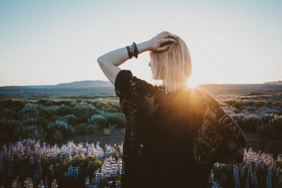 Sesja kobieca w łubinie