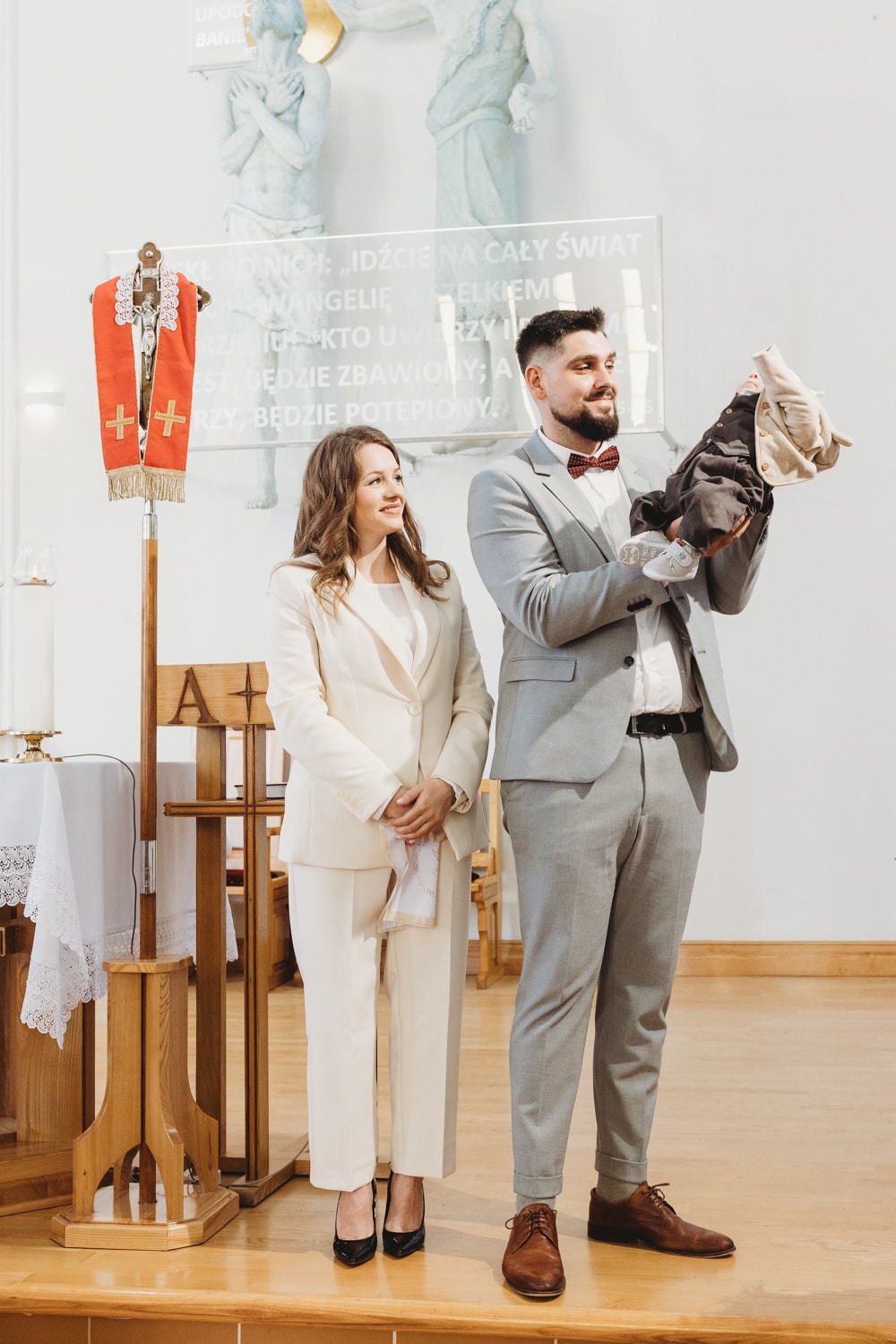 fotograf na chrzest Białystok – zdjęcie z ceremonii w kościele